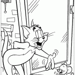 Джерри и Том смеются