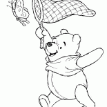 Винни ловит бабочку