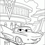 Владелица заправкой