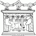 Рождественские носки на камине